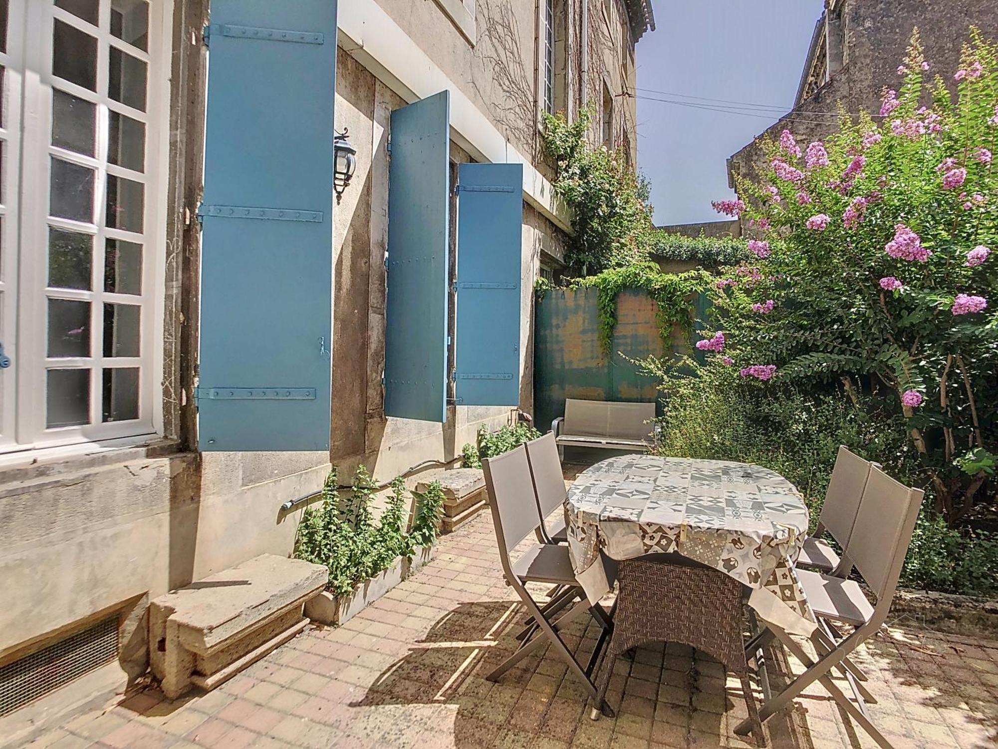 Apartment Le Jardin Carcassonne Exterior foto